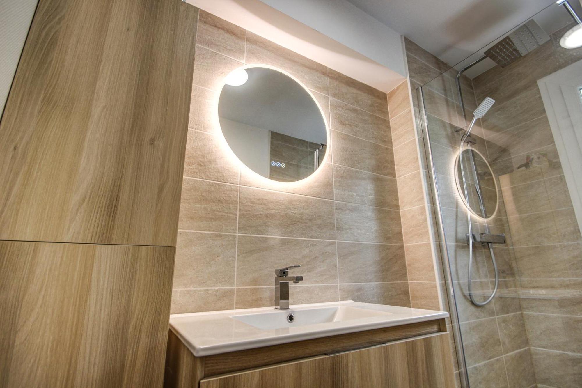 Suite T5 Rennes Gare - Parking Prive Gratuit Exterior photo